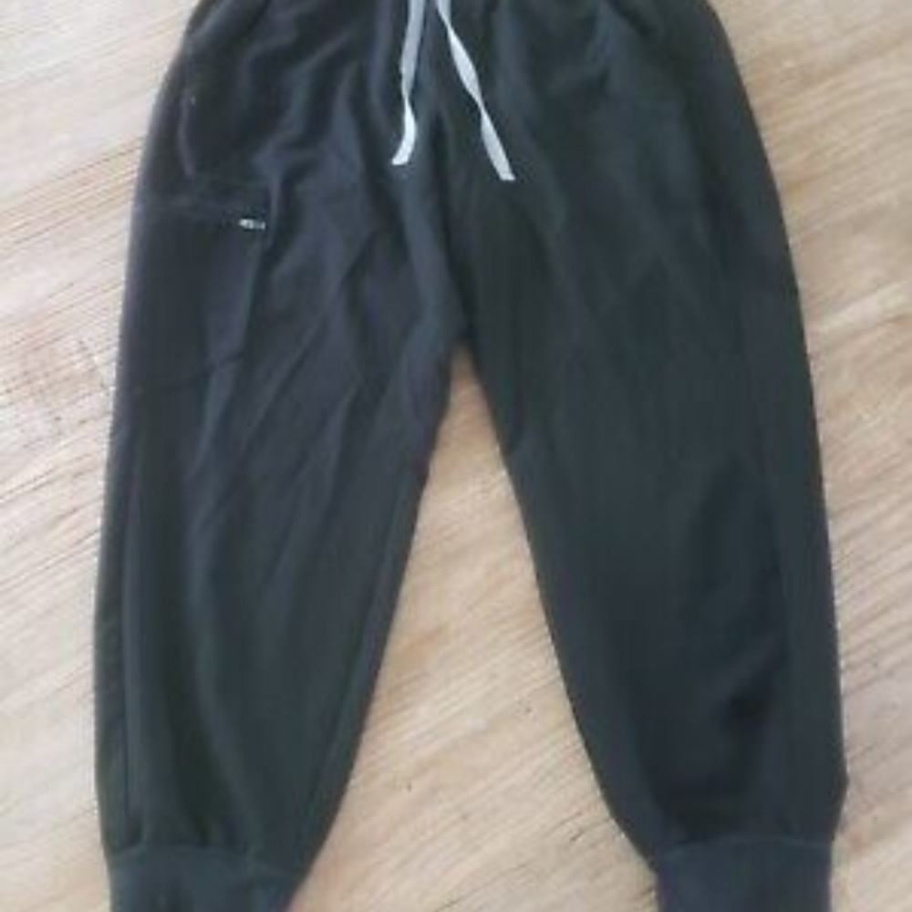 Figs Zamora joggers black size LP